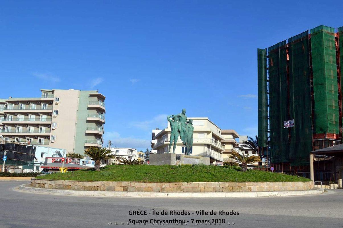 213- Rhodes ville et port d'honneur.JPG
